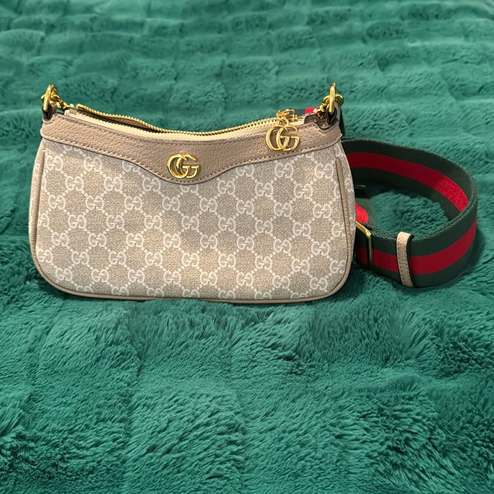 Crossbody bag